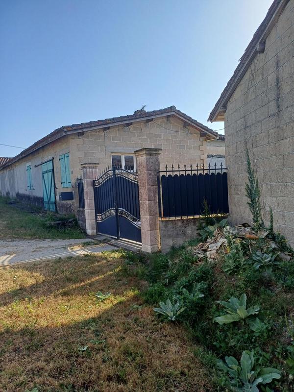 Maison - 90 m² - 3 pièces