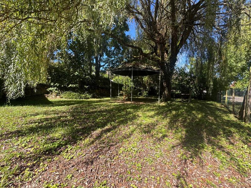 Maison - 190 m² - 9 pièces