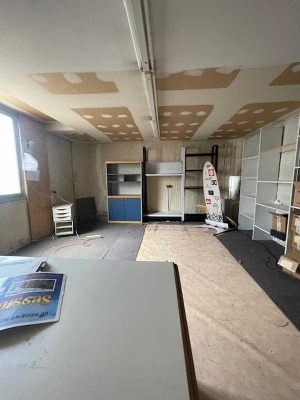 Local commercial - 272 m² - 5 pièces