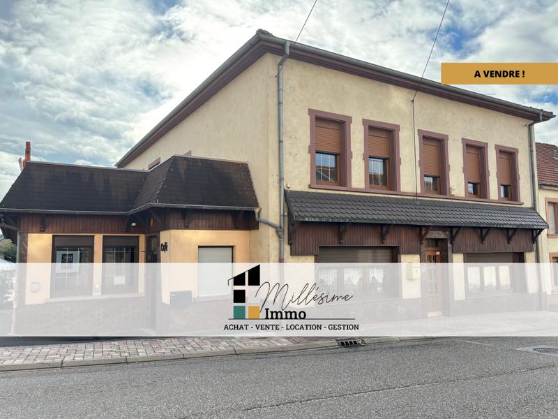 Maison ancienne - 466 m² - 11 pièces