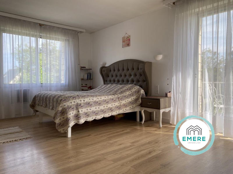 Maison - 160 m² - 5 pièces