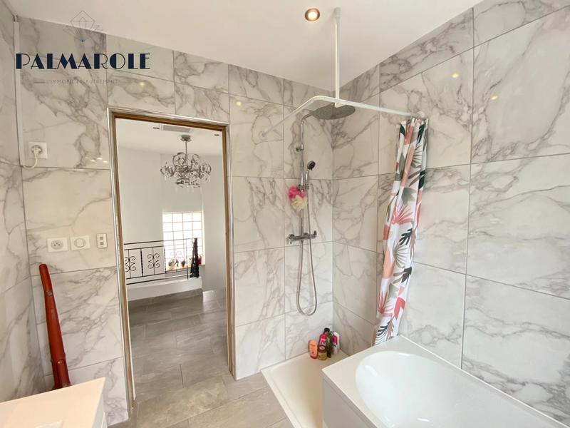 Maison - 117 m² - 5 pièces