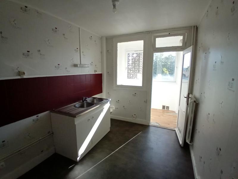 Appartement - 93 m² - 5 pièces