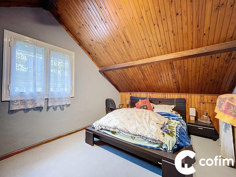 Maison - 107 m² - 6 pièces