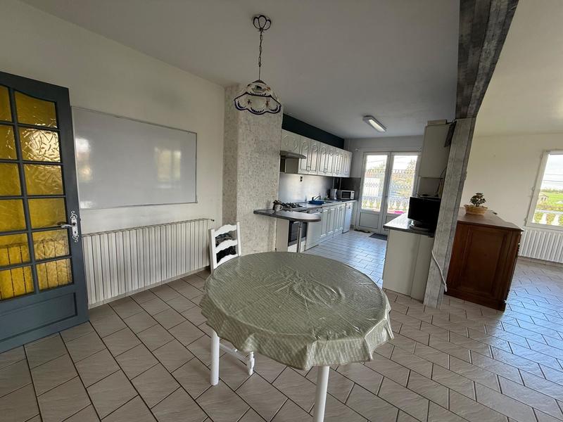 Maison - 266 m² - 7 pièces