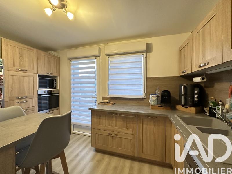 Maison - 94 m² - 5 pièces