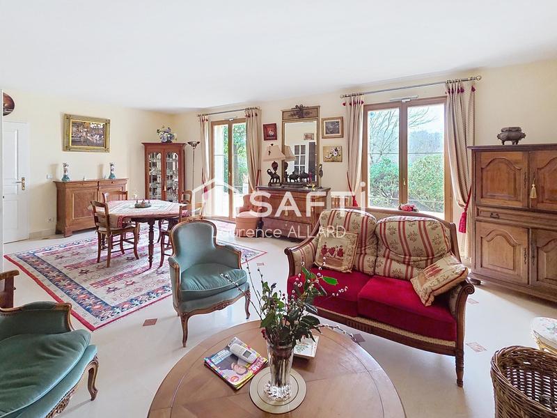 Maison - 184 m² - 7 pièces