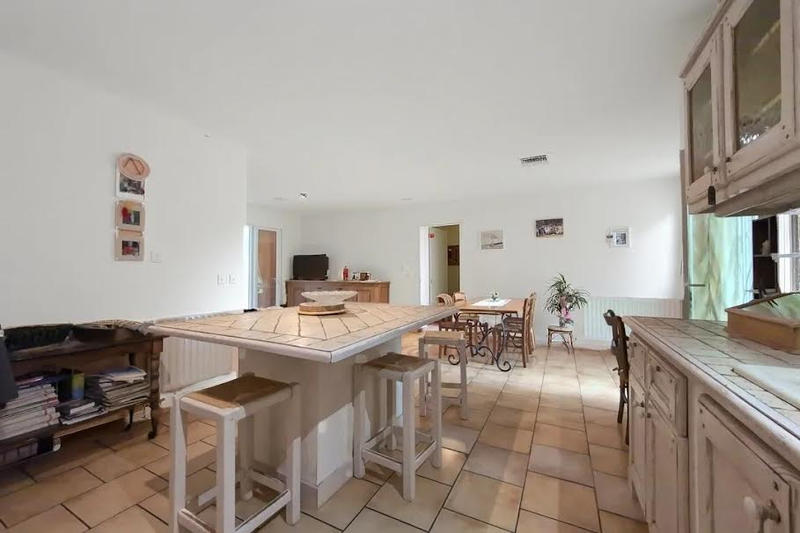 Maison - 99 m² - 5 pièces