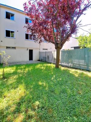 Maison - 92 m² - 6 pièces