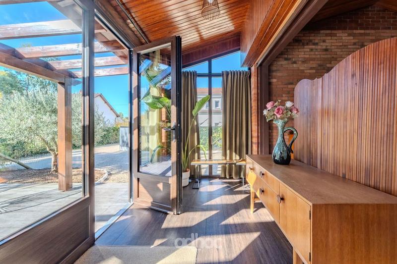 Villa - 160 m² - 6 pièces