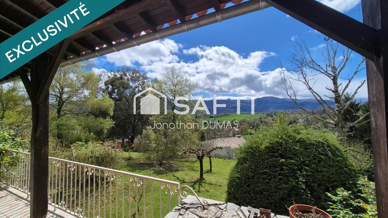 Maison - 274 m² - 8 pièces