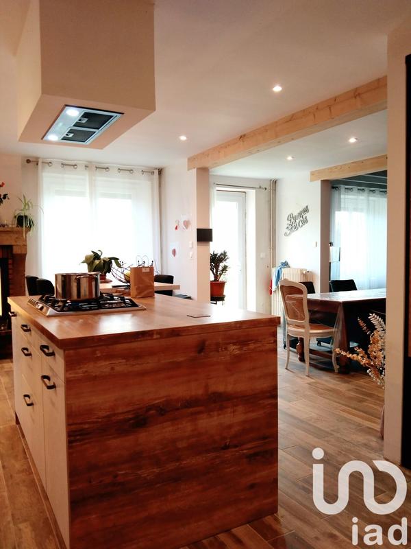 Maison - 161 m² - 5 pièces