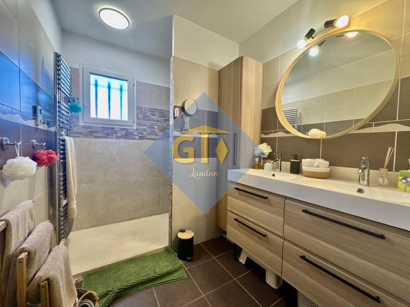 Villa - 140 m² - 5 pièces