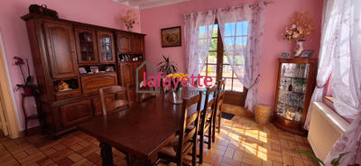 Maison - 110 m² - 4 pièces