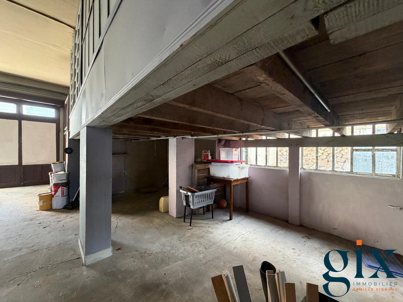 Local commercial - 148 m²