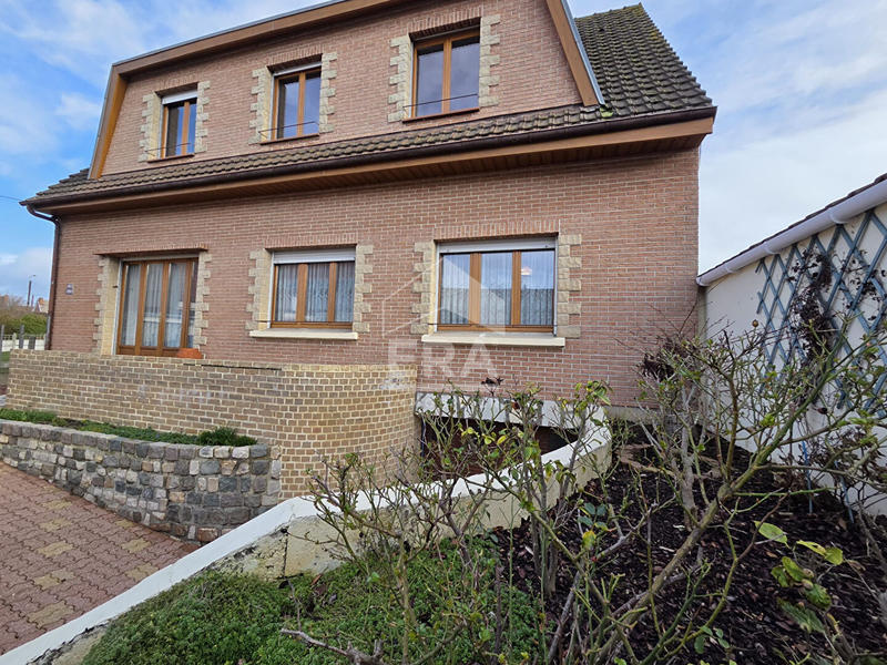 Maison - 120 m² - 7 pièces