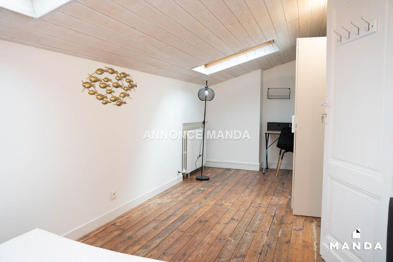 Chambre - 15 m² - 5 pièces