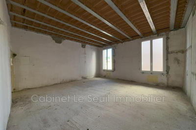 Maison - 300 m² - 14 pièces