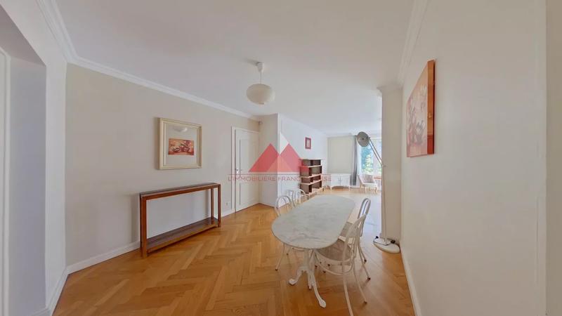 Appartement - 91 m² - 4 pièces