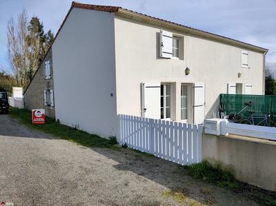 Maison - 156 m² - 9 pièces