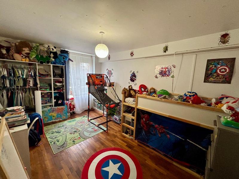 Appartement - 121 m² - 5 pièces