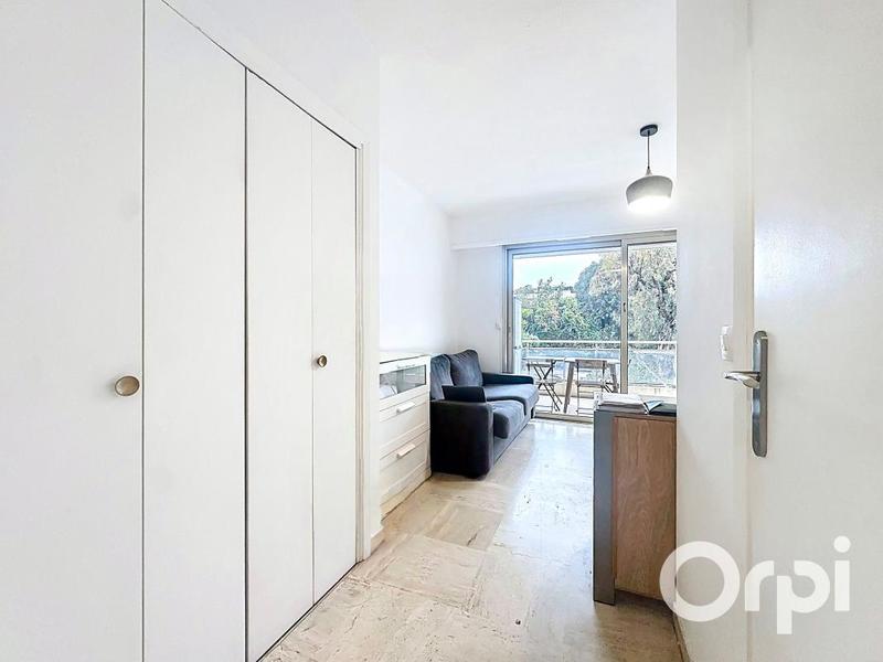 Studio - 26 m² - 1 pièce