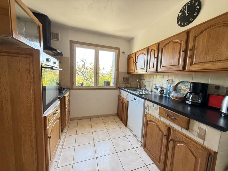 Maison en pierre - 279 m² - 6 pièces