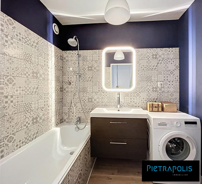 Appartement - 83 m² - 4 pièces