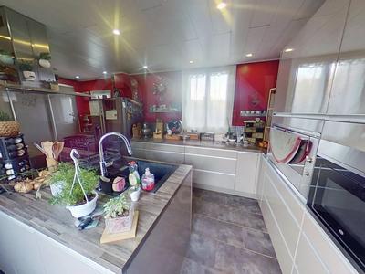 Maison - 115 m² - 4 pièces