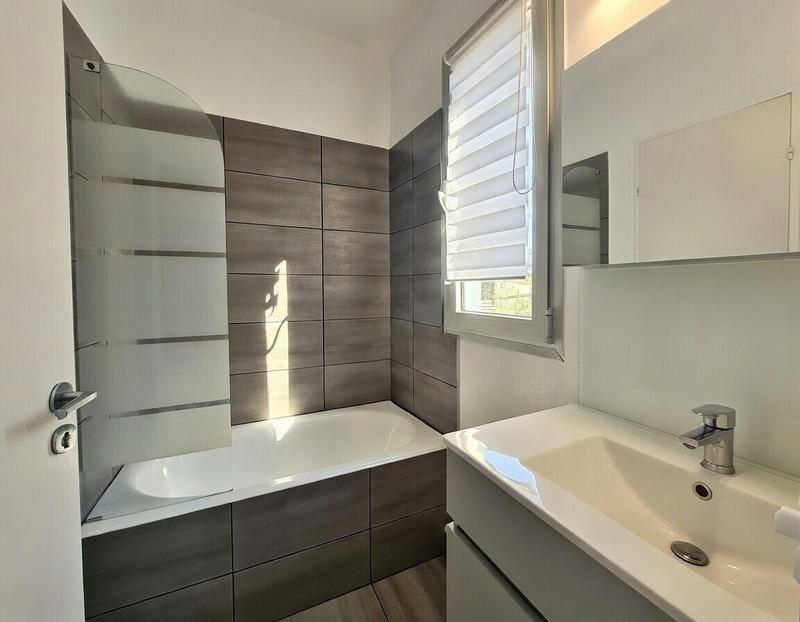 Appartement - 86 m² - 4 pièces