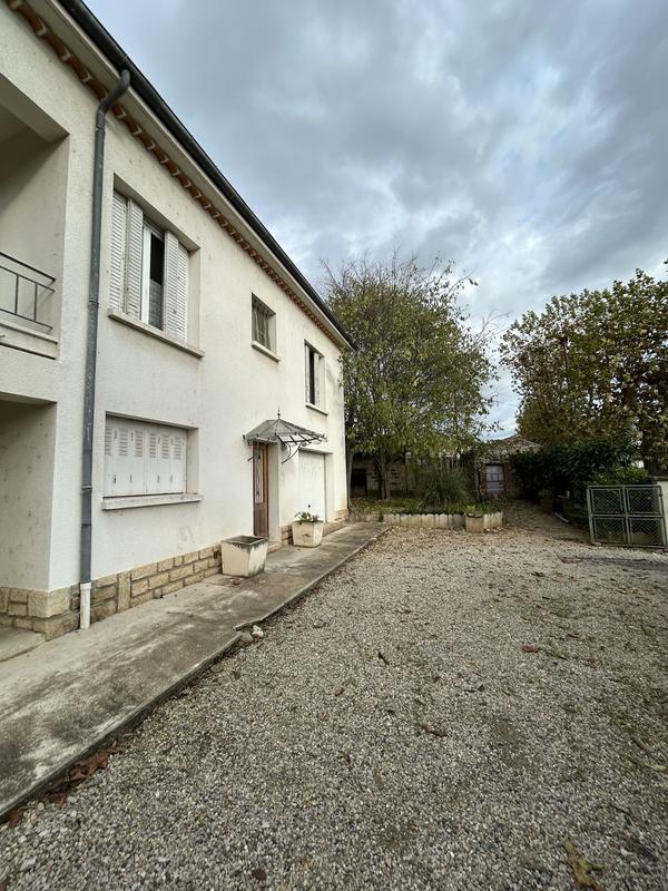 Maison - 96 m² - 5 pièces