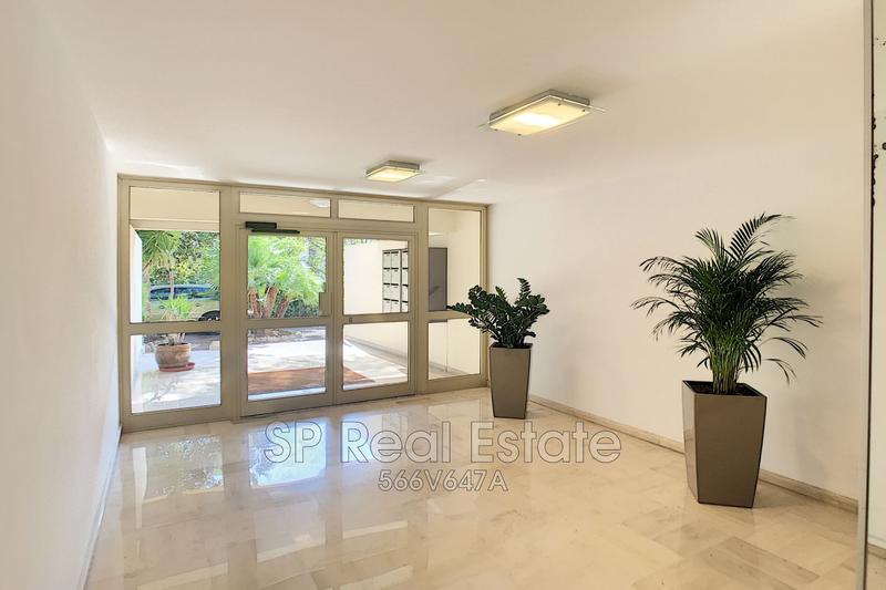 Appartement - 90 m² - 3 pièces