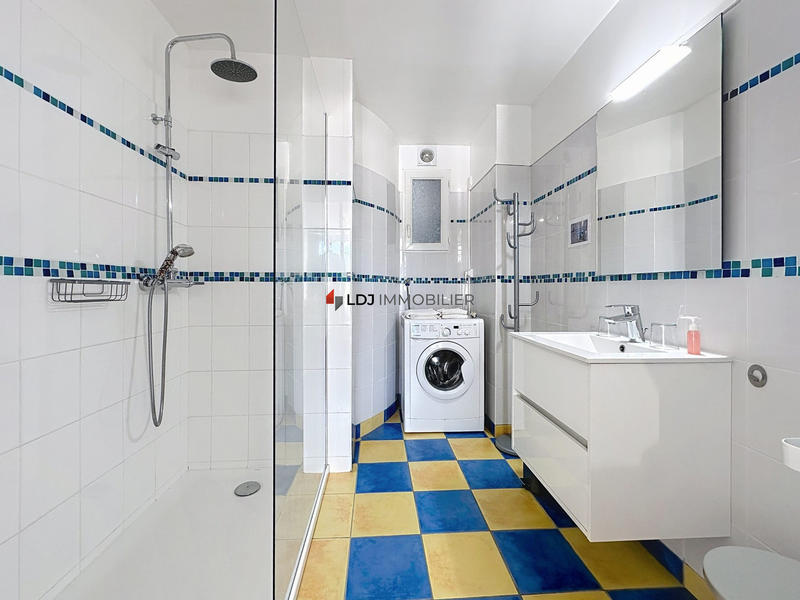 Maison - 196 m² - 5 pièces