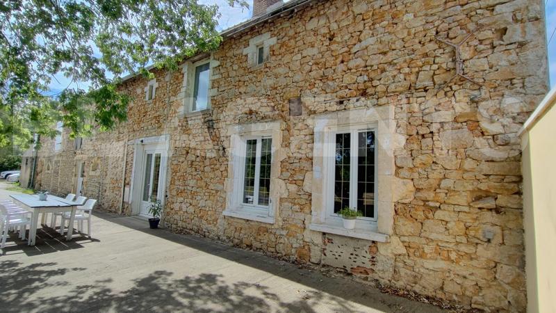 Longère - 170 m² - 8 pièces