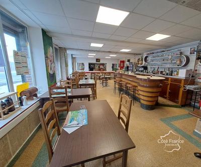 Maison - 217 m² - 6 pièces