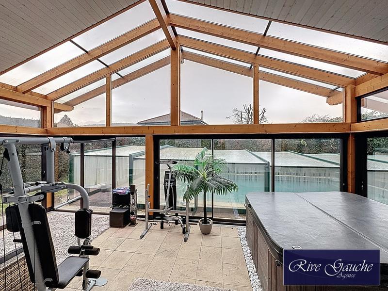 Maison - 170 m² - 7 pièces