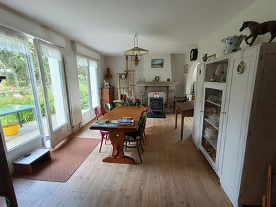 Maison - 97 m² - 7 pièces