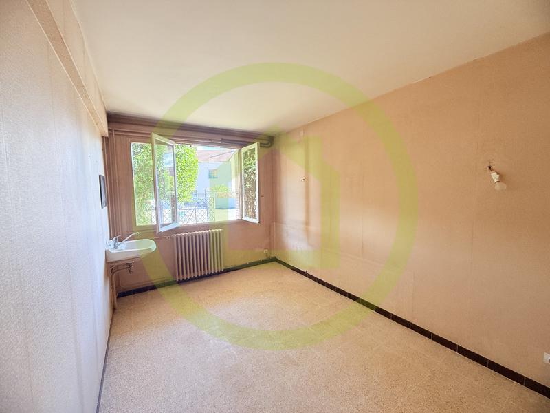 Maison - 92 m² - 5 pièces