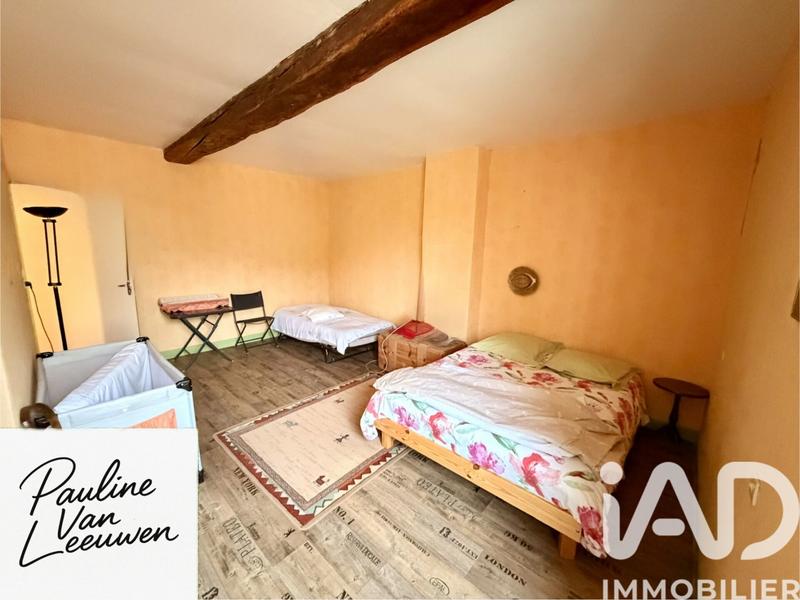 Maison - 190 m² - 9 pièces