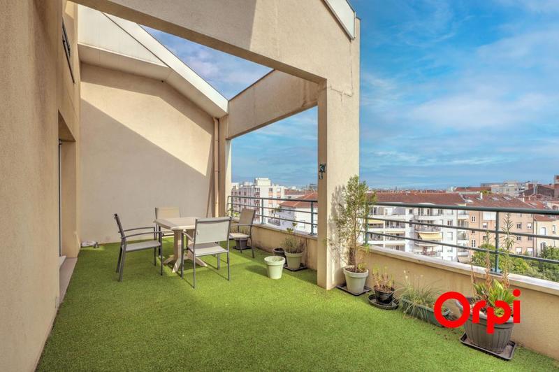 Duplex - 102 m² - 4 pièces