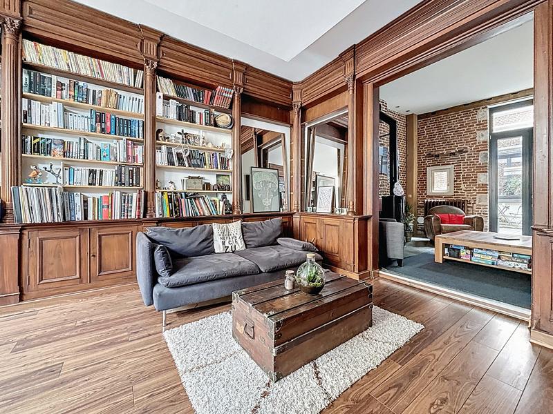 Maison - 202 m² - 5 pièces