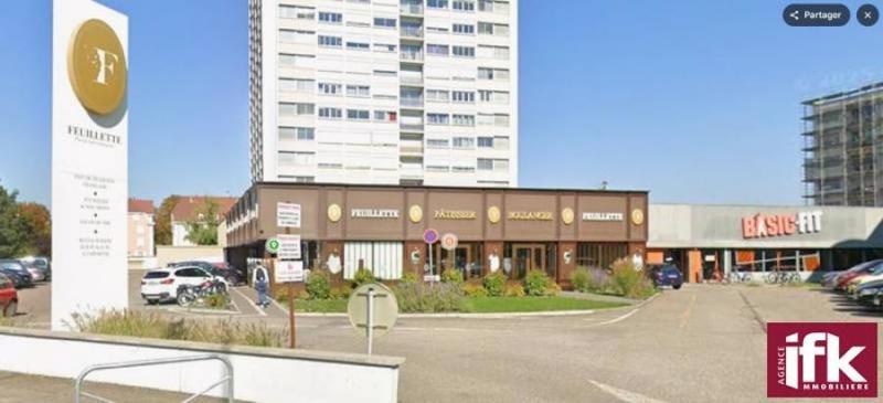 Local commercial - 180 m² - 8 pièces