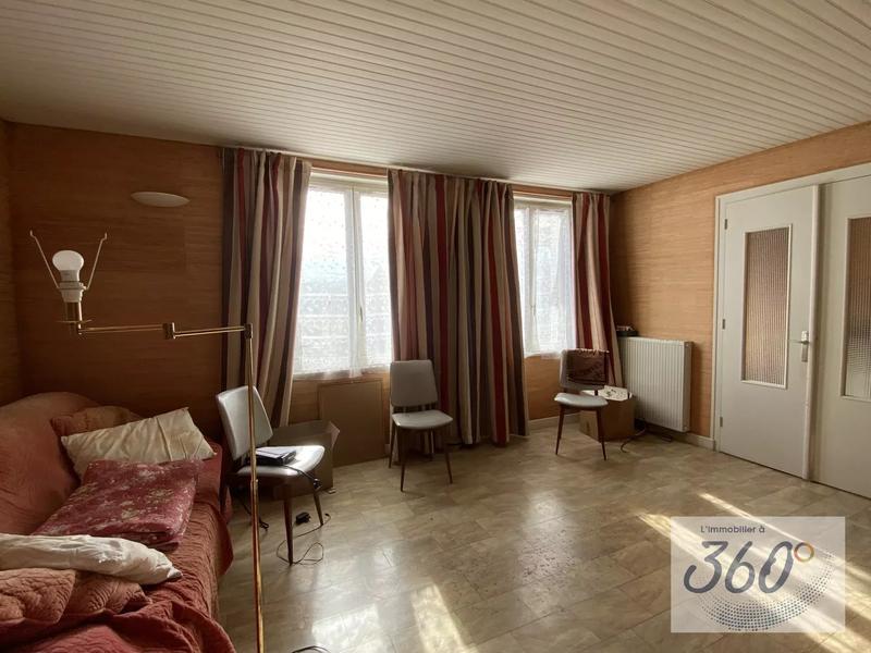 Maison - 92 m² - 5 pièces