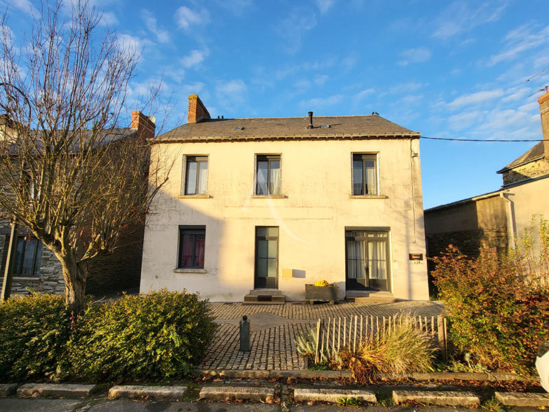 Maison - 112 m² - 6 pièces