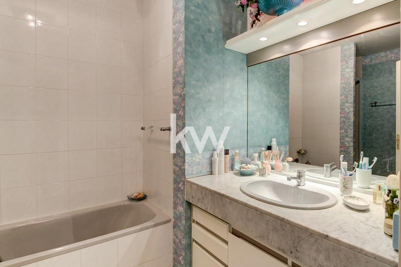 Appartement - 79 m² - 3 pièces