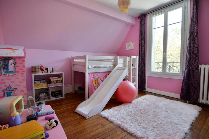 Maison - 180 m² - 8 pièces