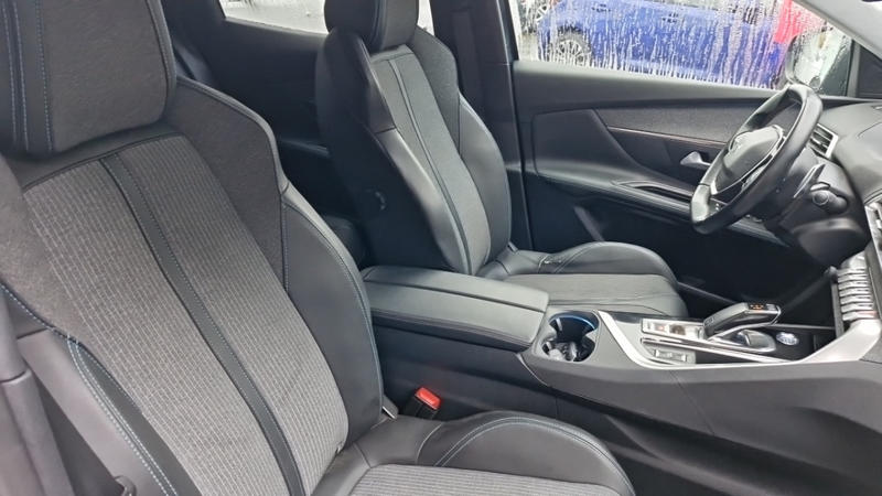 Peugeot 3008 Bluehdi 130ch Ss Eat8 Allure Pack