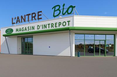 Entrepôt - 1 380 m²