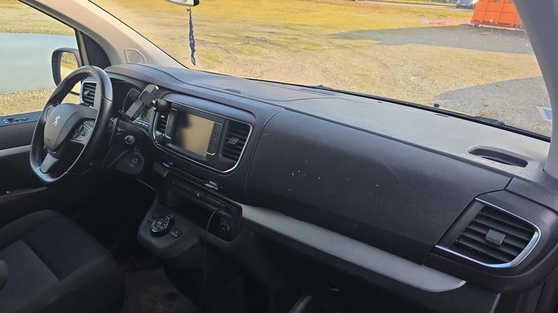 Peugeot Expert Fourgon Moyen Cabine approfondie 2.0 BlueHDi 177 Eat8 Pack Sport