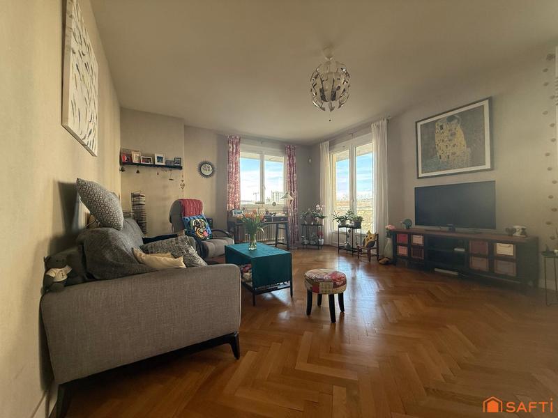 Appartement - 105 m² - 4 pièces
